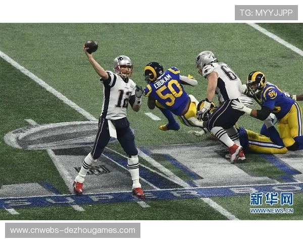 猎鹰队球员朱迪39码推进后掉球,进攻EPA受损 猎鹰队球员朱迪39码推进后掉球,进攻EPA受损