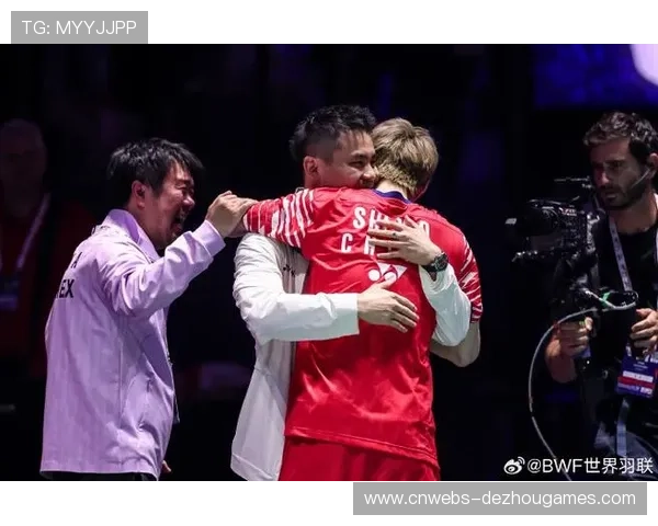 场边教练孙俊捶打乔斌登热搜,网友调侃-喜悦的暴力- 场边教练孙俊捶打乔斌登热搜,网友调侃-喜悦的暴力-